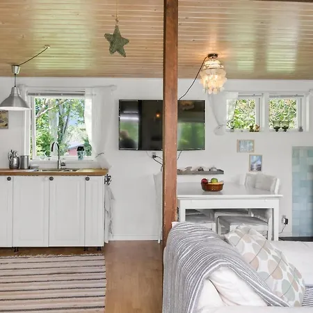 3 Bedroom Beautiful In Σπίτι διακοπών *